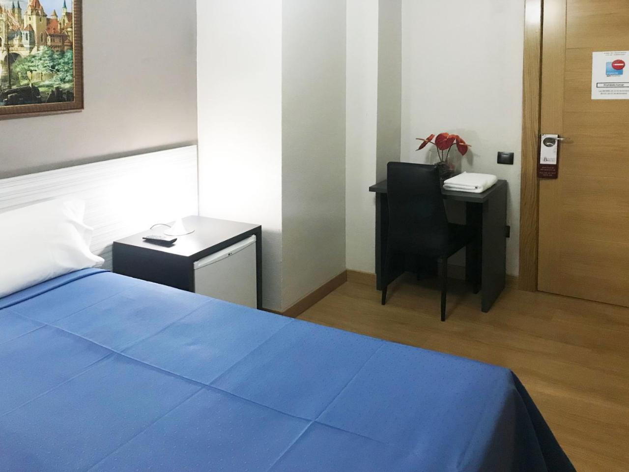Pension Berceo Logrono Luaran gambar